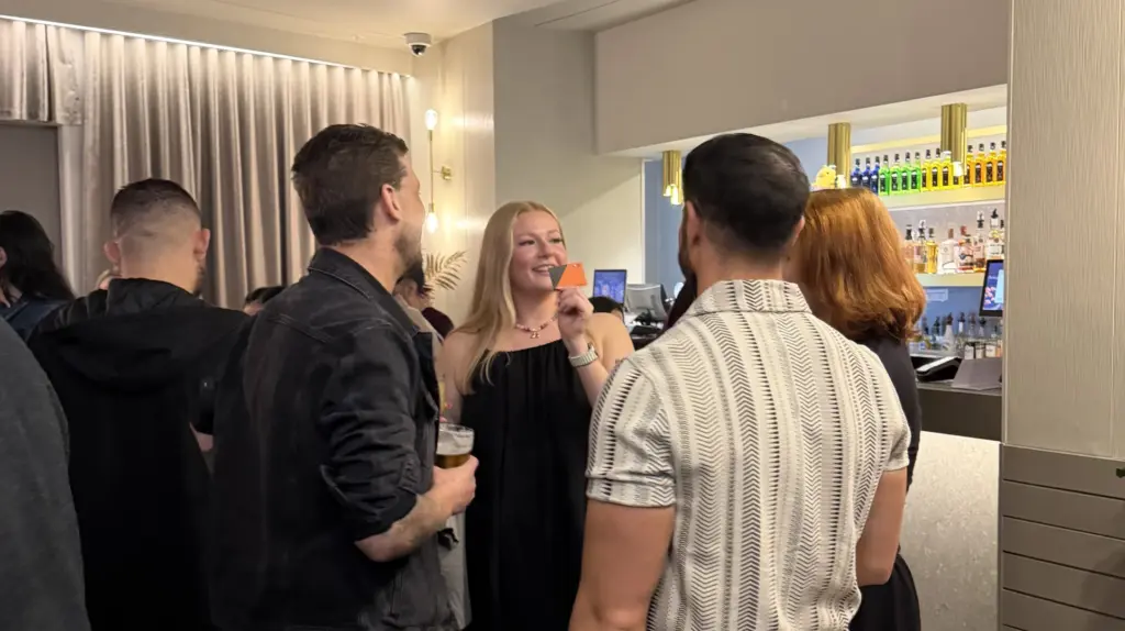 Relaxed IRL dating mixer in Fitzroy Melbourne — no speed dating